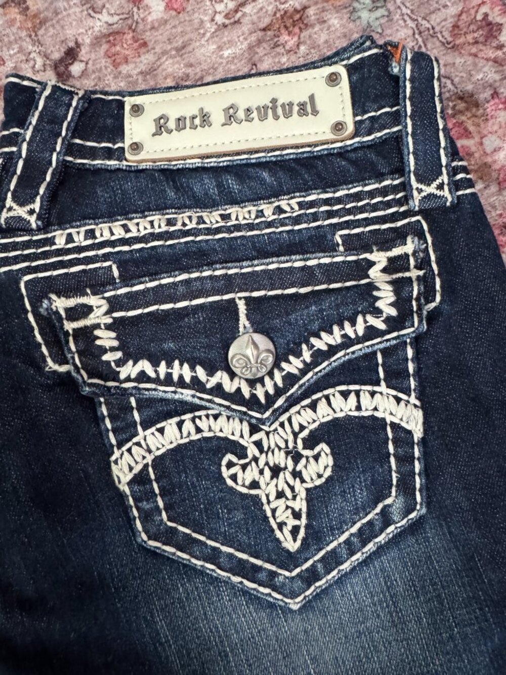 Rock Revival Jenna Boot Cut Jeans Dark Wash Thick Stitch Fleur de Lis Size 28 - Picture 4 of 11